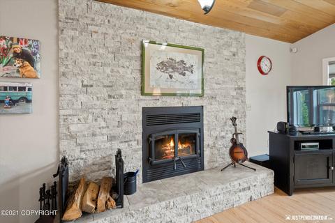 8839 Dome Cir, Eagle River, AK 99577 photo 4
