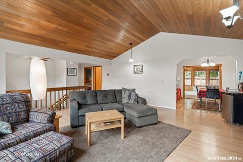 8839 Dome Cir, Eagle River, AK 99577 photo 5