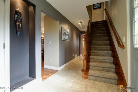 7021 E Tree Ct, Anchorage, AK 99507 photo 4