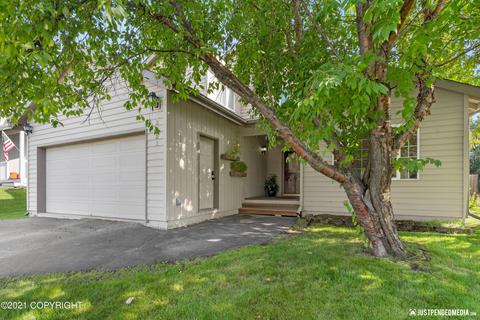 8151 Berry Patch Dr, Anchorage, AK 99502 photo 2