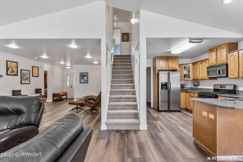 8151 Berry Patch Dr, Anchorage, AK 99502 photo 17