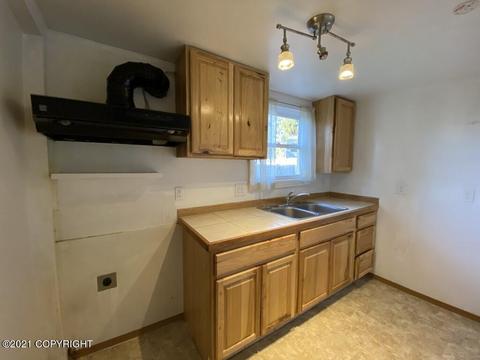 524 E 12th Ave, Anchorage, AK 99501 photo 6