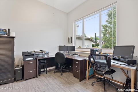8722 Plumas Cir, Eagle River, AK 99577 photo 9