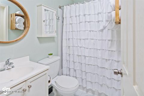 1908 Twining Dr, Anchorage, AK 99504 photo 20