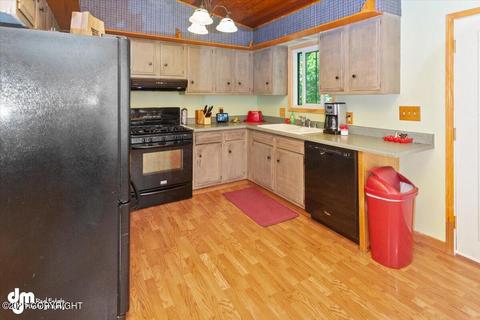 18213 Sanctuary Dr, Eagle River, AK 99577 photo 13