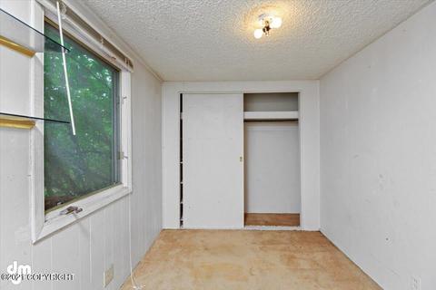525 Irwin St, Anchorage, AK 99508 photo 10
