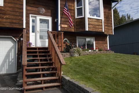 16725 Riddell Cir, Eagle River, AK 99577 photo 4