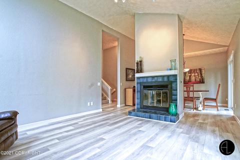 10301 Hampton Dr, Anchorage, AK 99507 photo 9