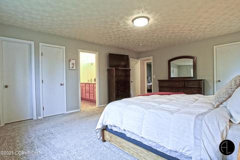 10301 Hampton Dr, Anchorage, AK 99507 photo 26