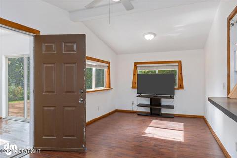 11375 N Granite St, Sutton, AK 99674 photo 9