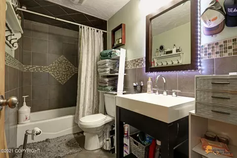 5016 E 24th Ave, Anchorage, AK 99508 photo 36