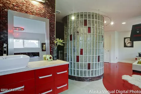 5016 E 24th Ave, Anchorage, AK 99508 photo 12