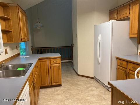 19503 Marble Cir, Eagle River, AK 99577 photo 2