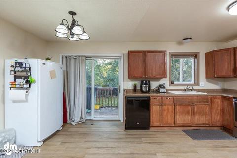 3850 E 65th Ave, Anchorage, AK 99507 photo 9