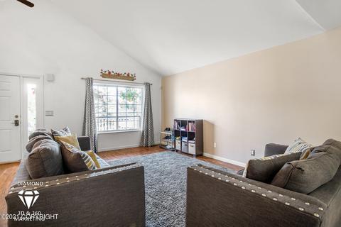 8321 Berry Patch Dr, Anchorage, AK 99502 photo 9