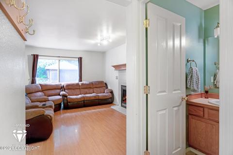 8321 Berry Patch Dr, Anchorage, AK 99502 photo 18