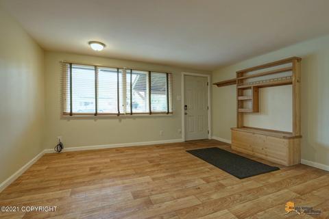 2628 E 20th Ave, Anchorage, AK 99508 photo 6