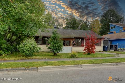 2628 E 20th Ave, Anchorage, AK 99508 photo 1