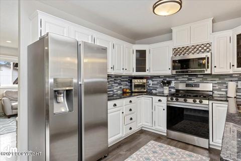 17537 Laoana Cir, Eagle River, AK 99577 photo 9