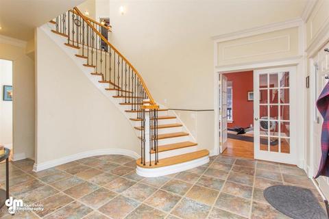 8220 Robert Dr, Anchorage, AK 99516 photo 8
