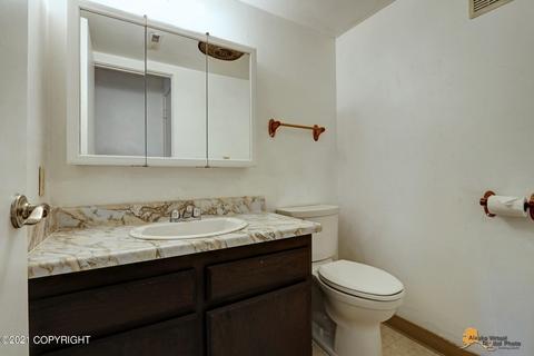 1055 E 17th Ave, Anchorage, AK 99501 photo 10