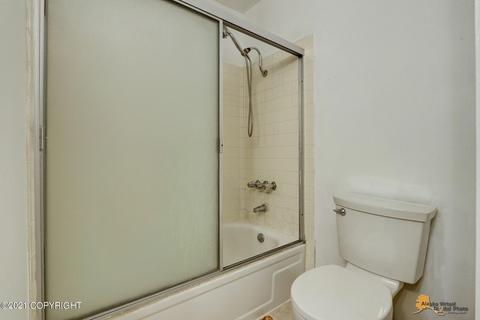 1055 E 17th Ave, Anchorage, AK 99501 photo 17