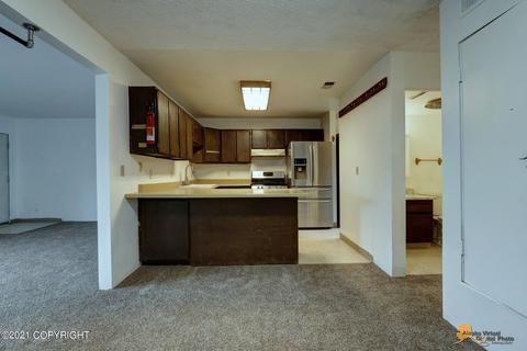 1055 E 17th Ave, Anchorage, AK 99501 photo 4