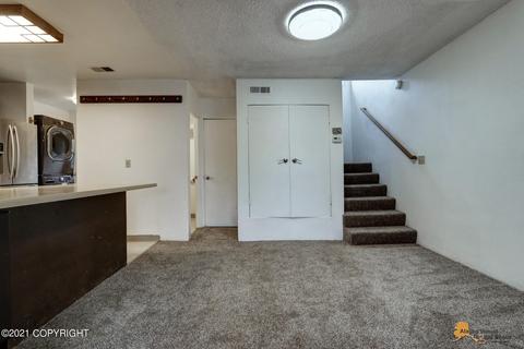 1055 E 17th Ave, Anchorage, AK 99501 photo 3