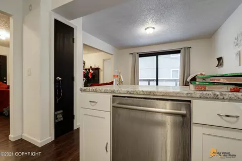 6120 E 41st Ct, Anchorage, AK 99504 photo 7