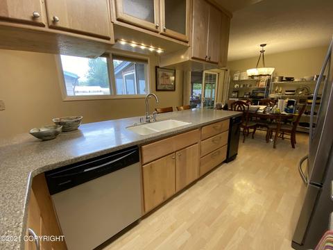 2209 More St, Anchorage, AK 99504 photo 17