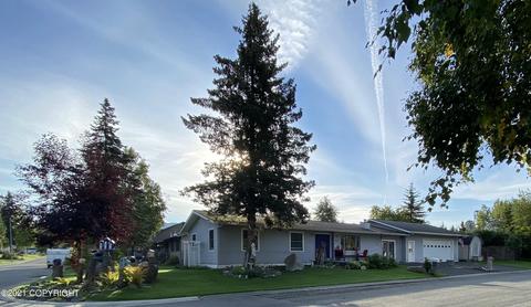 2209 More St, Anchorage, AK 99504 photo 2