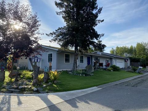 2209 More St, Anchorage, AK 99504 photo 1
