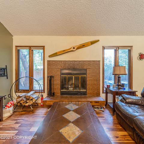 3213 Wiley Post Loop, Anchorage, AK 99517 photo 9