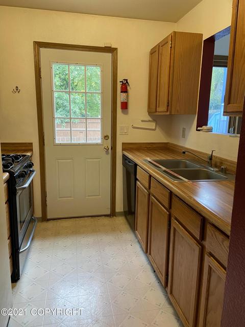 7908 Chaimi Loop, Anchorage, AK 99504 photo 10