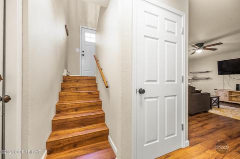 17366 Palos Verdes Dr, Eagle River, AK 99577 photo 9
