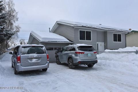 424 Cherry St, Anchorage, AK 99504 photo 3