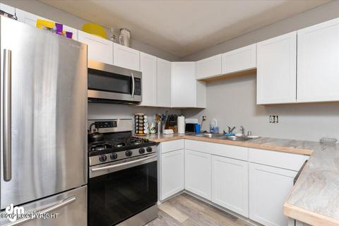 18516 Neumann Cir, Eagle River, AK 99577 photo 8