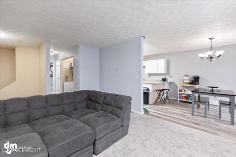 18516 Neumann Cir, Eagle River, AK 99577 photo 6