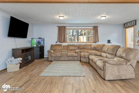 10821 Klutina Cir, Eagle River, AK 99577 photo 18