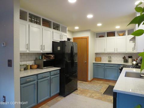 25844 Imperial Dr, Eagle River, AK 99577 photo 6