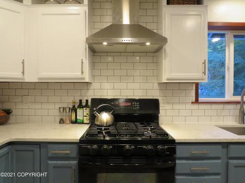 25844 Imperial Dr, Eagle River, AK 99577 photo 10