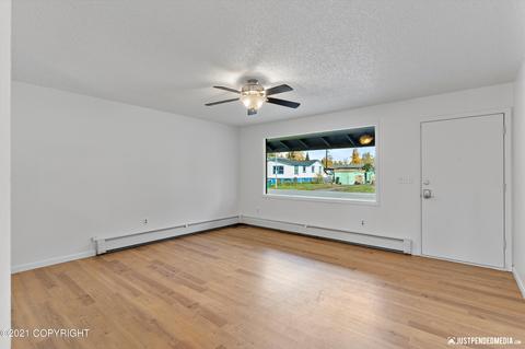 3328 Peterkin Ave, Anchorage, AK 99508 photo 3