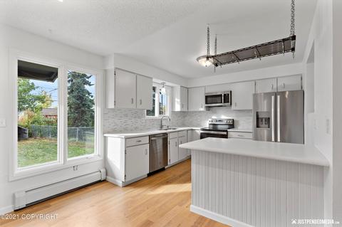 3328 Peterkin Ave, Anchorage, AK 99508 photo 8