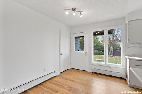 3328 Peterkin Ave, Anchorage, AK 99508 photo 7