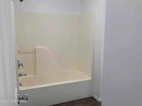 8040 E 32nd Ave, Anchorage, AK 99504 photo 11