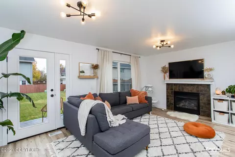 2380 E 52nd Ave, Anchorage, AK 99507 photo 11