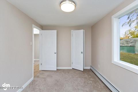 2125 Alder Dr, Anchorage, AK 99508 photo 30