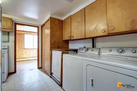 1545 E St, Anchorage, AK 99501 photo 17