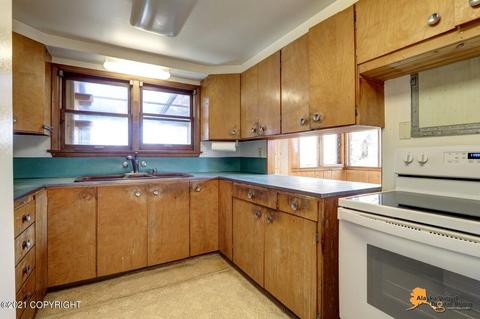 1545 E St, Anchorage, AK 99501 photo 13