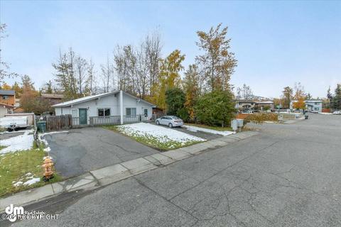 273 Fall Leaf Cir, Anchorage, AK 99504 photo 21